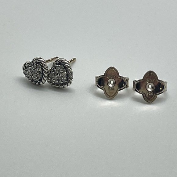 David Yurman Petite Pave Heart Earrings with Diamonds - Picture 8 of 12